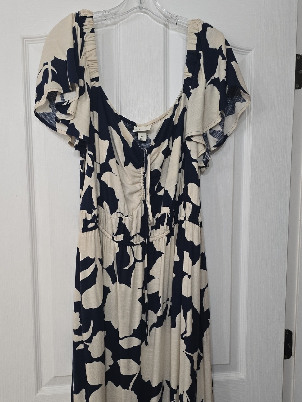 Ava & Viv Navy and Cream Floral Maxi with Ruffled Sleeves